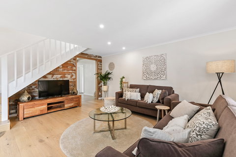 The Beach House Anglesea - Accommodation Whitsundays 1