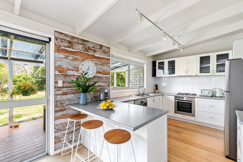 The Beach House Anglesea - Accommodation Whitsundays 2