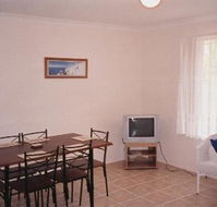JJ's Holiday Cottages - Butler Street - Accommodation Whitsundays