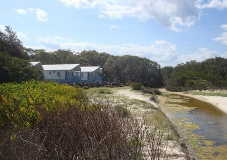 Racecourse Beach Tourist Park - Accommodation Whitsundays 0