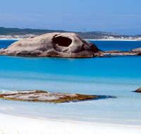 Pink Lake Tourist Park - Accommodation Whitsundays