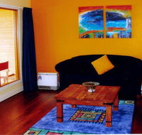 Esperance Beach House Esplanade Apartments - Accommodation Whitsundays