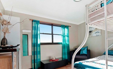 Blacksmiths Beach House - Accommodation Whitsundays 3