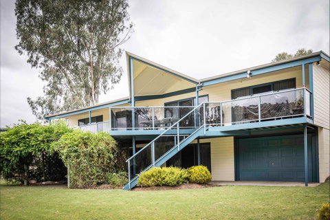 3077 Purnong - River  Shack Rentals - Accommodation Whitsundays 0