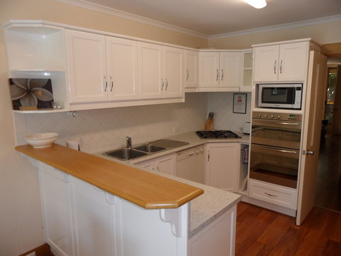 Adelaide Serviced Accommodation - Archer Townhouse - Accommodation Whitsundays 2