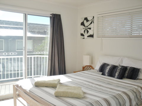 Beachcomber Apartments - Accommodation Whitsundays 1