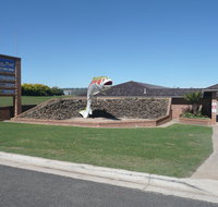 Big Trout Motor Inn - Accommodation Whitsundays