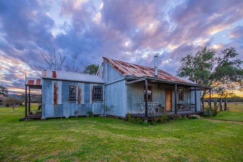 Blaxland's Cottage - Accommodation Whitsundays 0