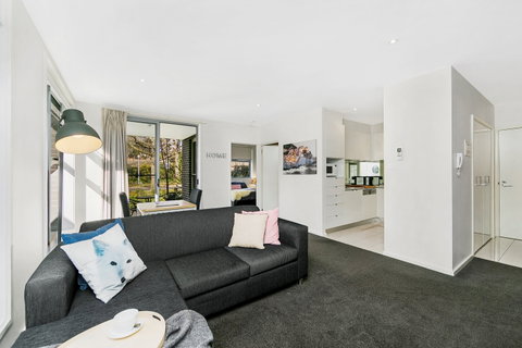 Canberra Furnished Accommodation - Accommodation Whitsundays 0