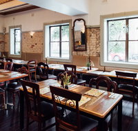 Commonwealth Hotel - Accommodation Whitsundays