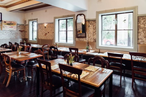 Commonwealth Hotel - Accommodation Whitsundays 0