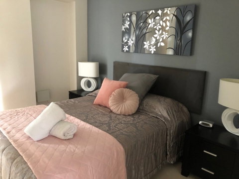 Dolphin Quay 3 Bedroom Apartment - Accommodation Whitsundays 2