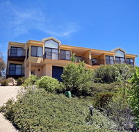 Dromaius 5 - Accommodation Whitsundays