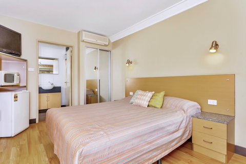 Econo Lodge Karratha - Accommodation Whitsundays 1