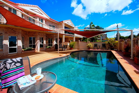 Highlander Motor Inn And Apartments - Accommodation Whitsundays 2