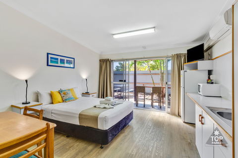 Island Gateway Holiday Park - Accommodation Whitsundays 2