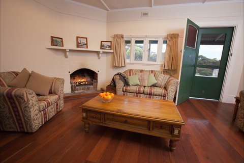 Managers Lodge - Innes National Park - Accommodation Whitsundays 1