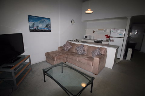 Razorback 11 - Accommodation Whitsundays 2