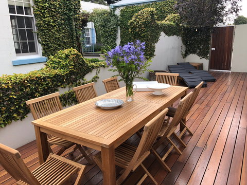 Spinnakers Waterfront - Accommodation Whitsundays 1