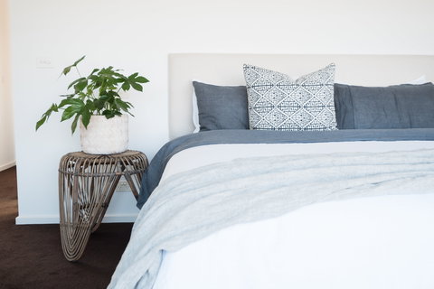 Spinnakers Waterfront - Accommodation Whitsundays 2