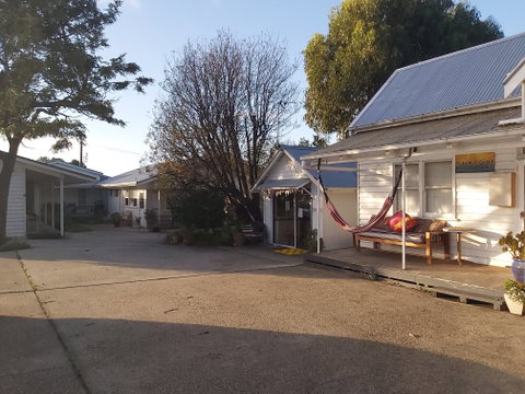 Surfside Backpacker - Accommodation Whitsundays 2
