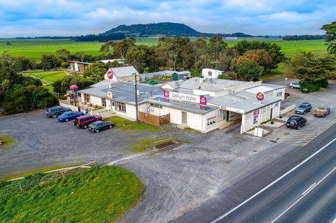 The Bellum Hotel - Accommodation Whitsundays 1