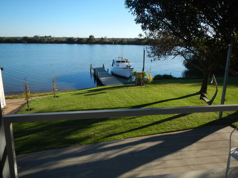 Washpool Retreat- Waterfront Living - Accommodation Whitsundays 1