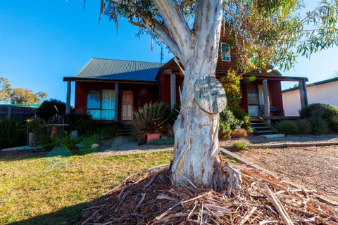 Aarlaur 1 - Accommodation Whitsundays 0