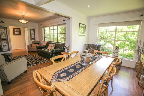 Abbeville - Accommodation Whitsundays 1