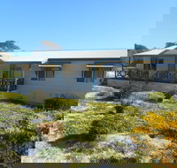 At the Beach - Accommodation Whitsundays