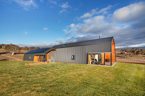 Avonside Alpine Estate - Accommodation Whitsundays 0