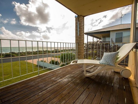 Beachside At Silver Sands - Accommodation Whitsundays 0