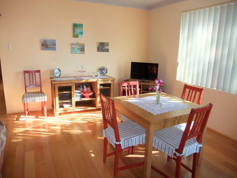 Beach Stay Dee Why - Accommodation Whitsundays 1