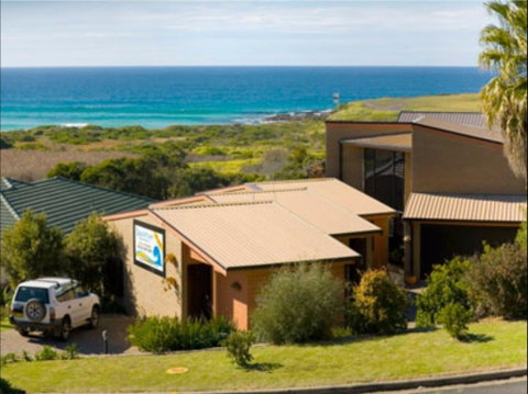 Beachfront Apartments Narooma - Accommodation Whitsundays 0