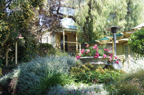 Bendigo Cottages Bed And Breakfast - Accommodation Whitsundays 0