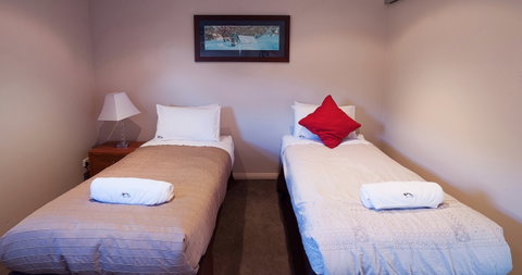 Blues Air 1 - Accommodation Whitsundays 2