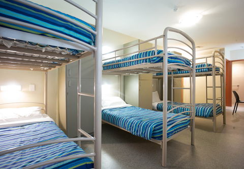 Brisbane City YHA - Accommodation Whitsundays 2