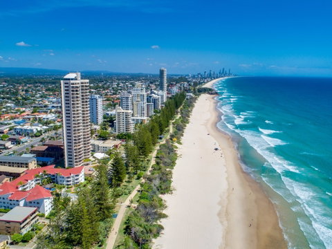 Burleigh Esplanade Apartments - Accommodation Whitsundays 1