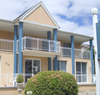 Canberran Lodge - Accommodation Whitsundays