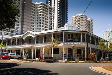 Coolangatta Sands Hotel - Accommodation Whitsundays 0