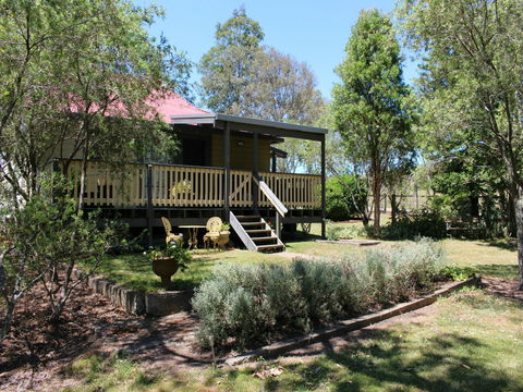 Fosterton School House - Accommodation Whitsundays 0