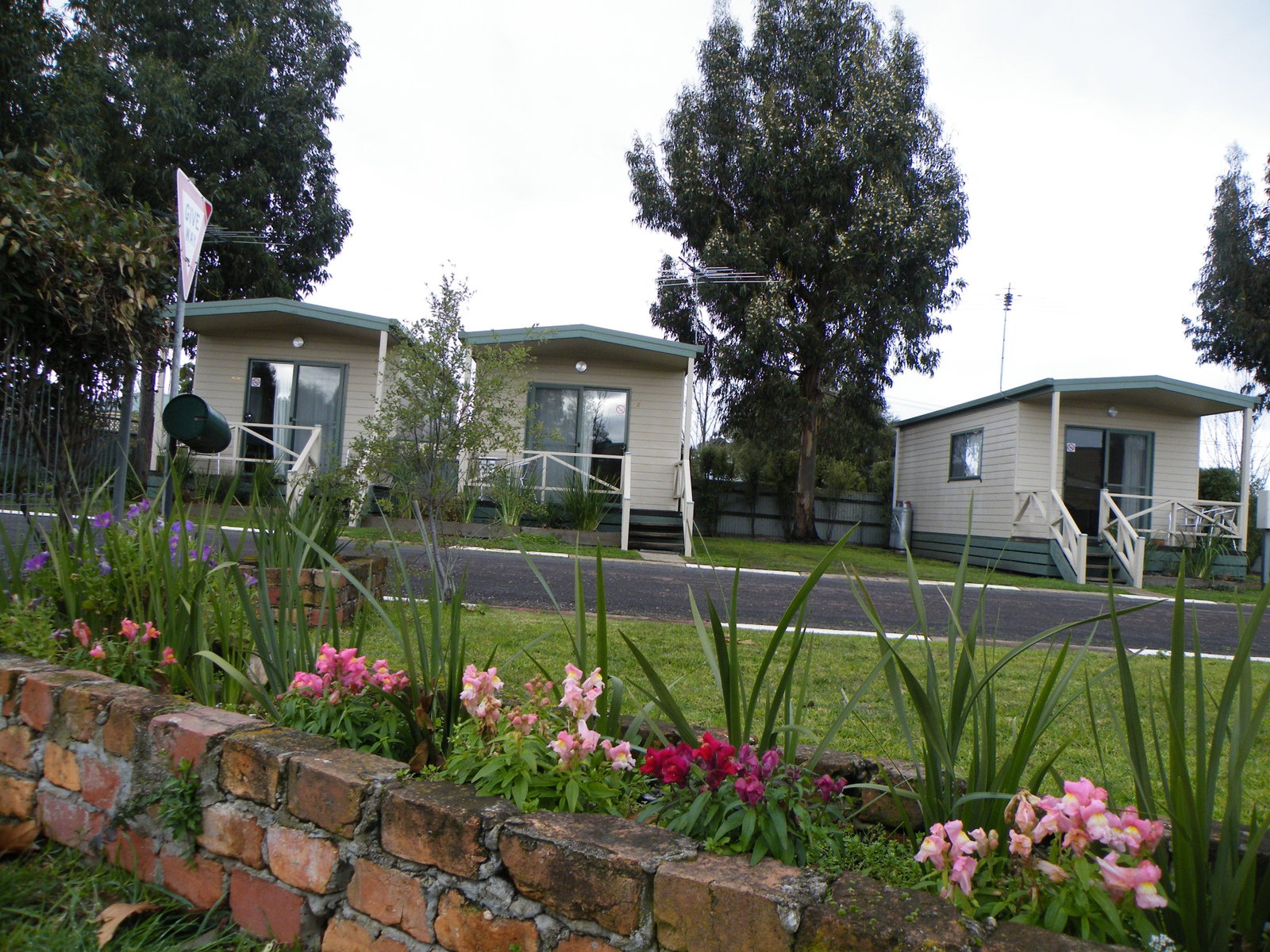 Hamilton VIC Accommodation Whitsundays