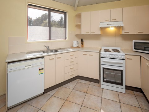 Leo's Cottage - Accommodation Whitsundays 1