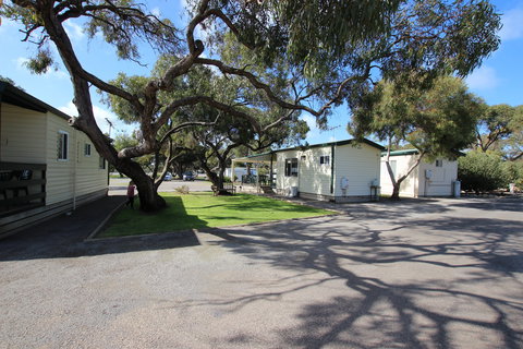 Minlaton Caravan Park - Accommodation Whitsundays 2