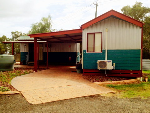 Roma Big Rig Tourist Park - Accommodation Whitsundays 2