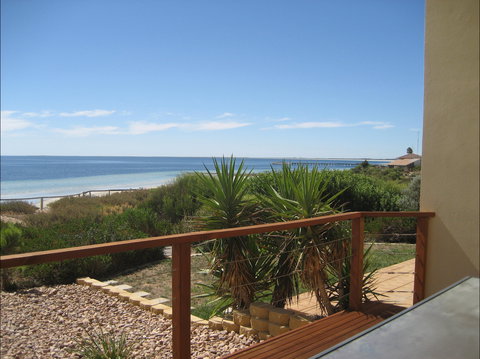 Sandcastles - Accommodation Whitsundays 2