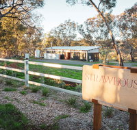 Strawhouse - Accommodation Whitsundays