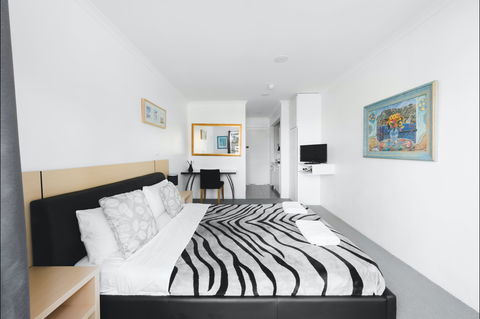 The Manly Hotel Est. 1964 - Accommodation Whitsundays 2