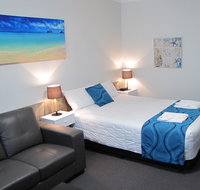 Top of The Town Motel - Accommodation Whitsundays