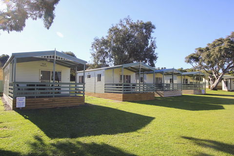 Beachside Holiday Park - Accommodation Whitsundays 1